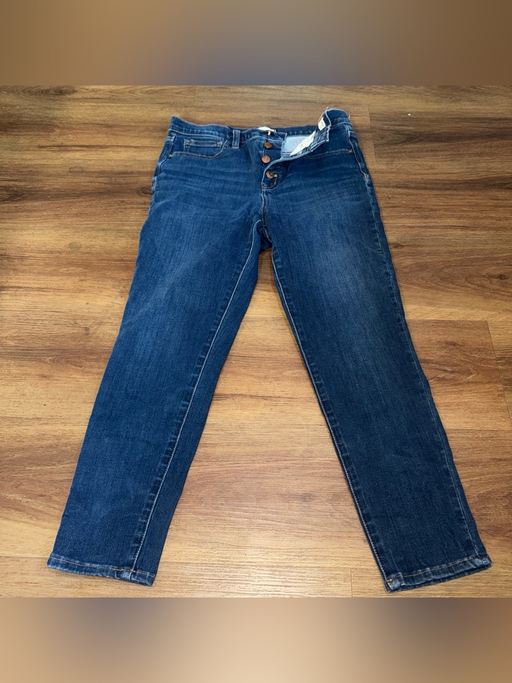 Madewell 10" High Rise Skinny Butterfly Button Jeans Size 28